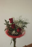 3 Red Roses in jute nest